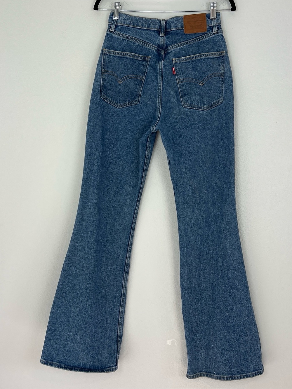 Levi’s 70s High Rise Flare Medium Wash Jeans Western 70s 27 - Picture 6 of 11